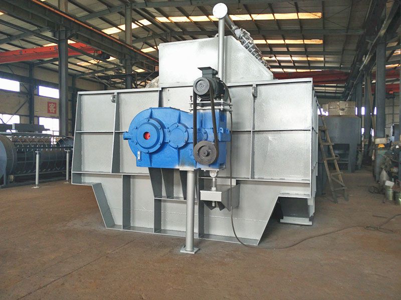 Gravity disc thickener